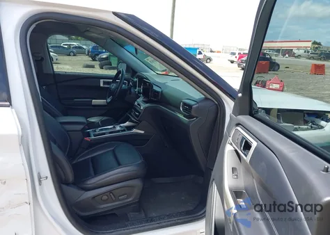 2021 Ford Explorer Xlt z USA, uszkodzony, nr VIN 1FMSK8DH2MGB20487